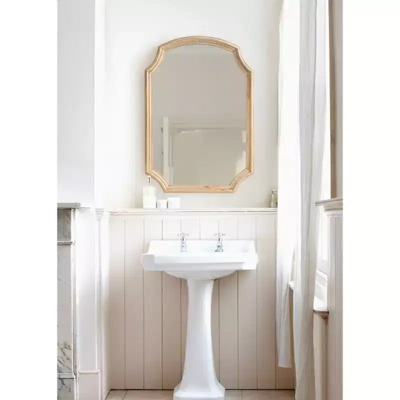 Miroir cintré en bois de Carlow, couleur naturelle