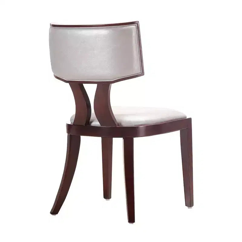 Chaises de salle à manger en similicuir argentées