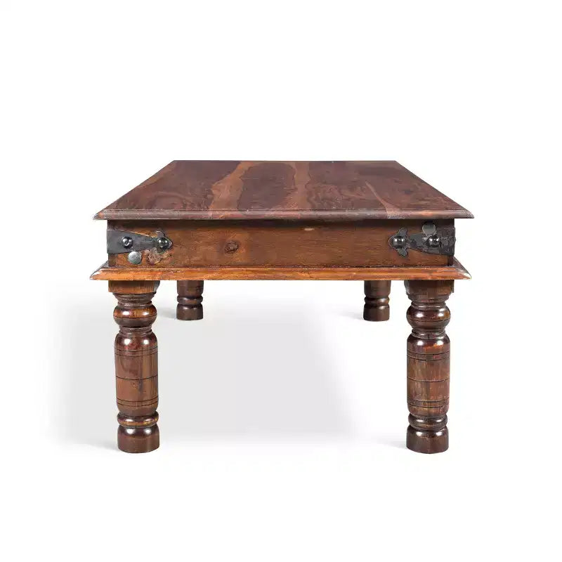 Table basse rustique fabriquée à la main