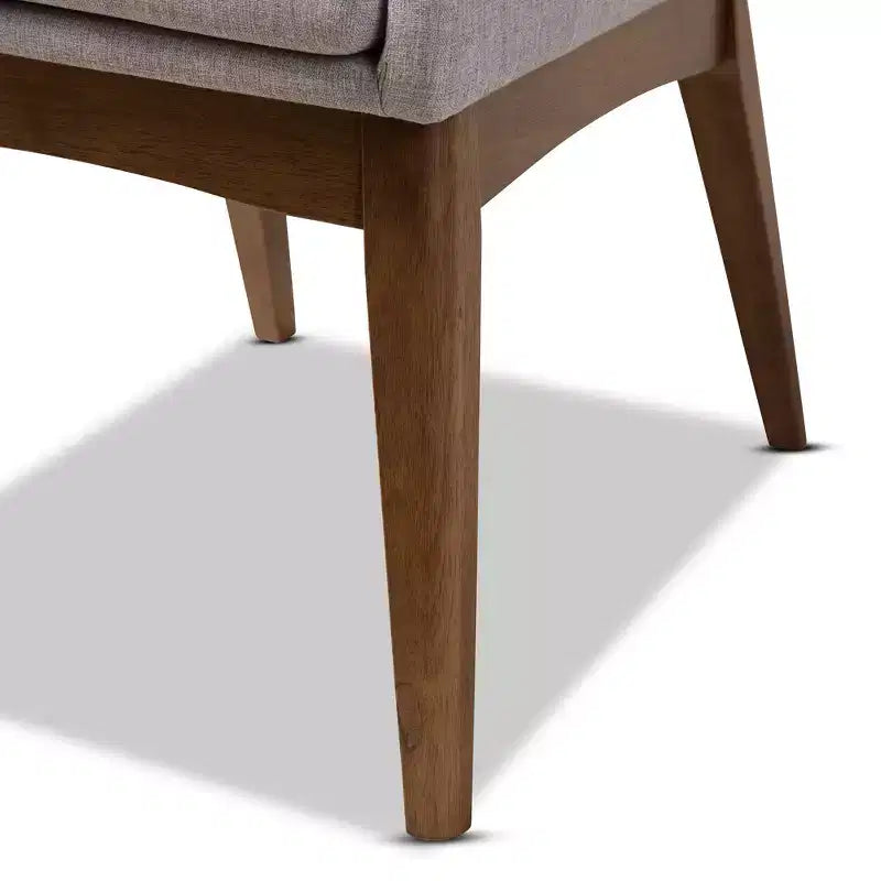 Chaise de salle à manger latérale rembourrée en tissu et en noyer de style Mid-Century Modern