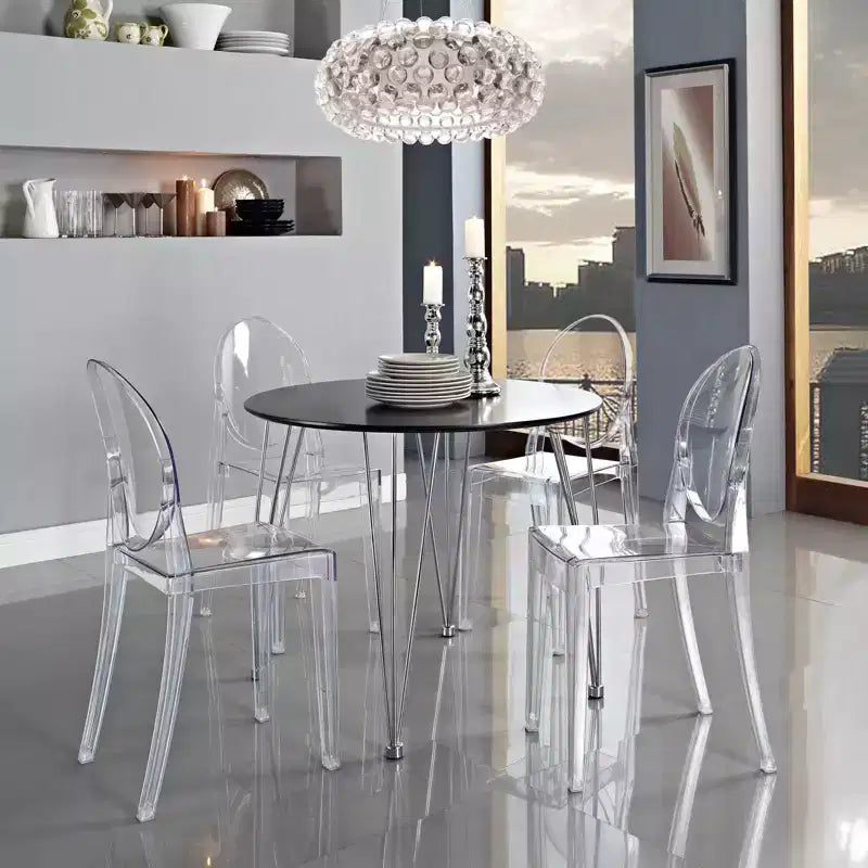 Chaise de salle à manger transparente