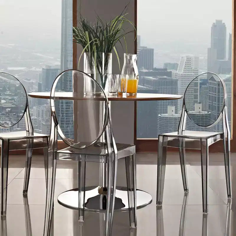 Chaise de salle à manger transparente