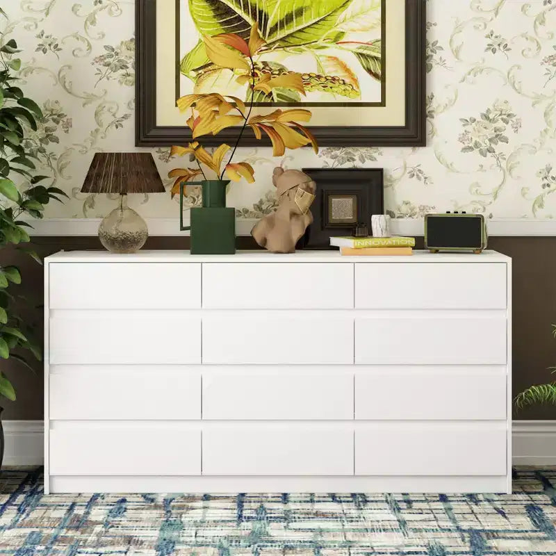 Commode moderne à 12 tiroirs – Épurée