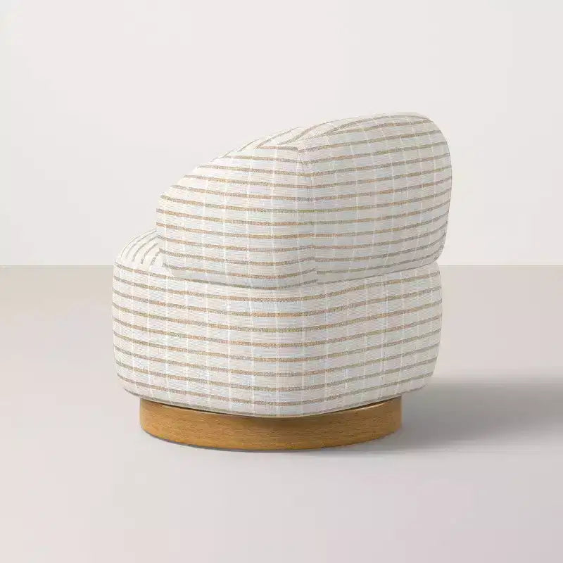 Chaise pivotante avec piétement en étoile