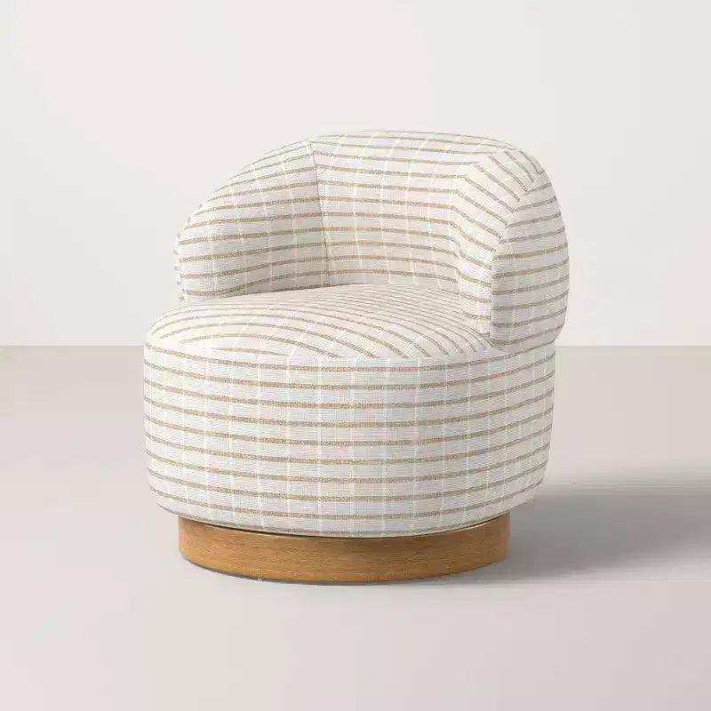 Chaise pivotante avec piétement en étoile